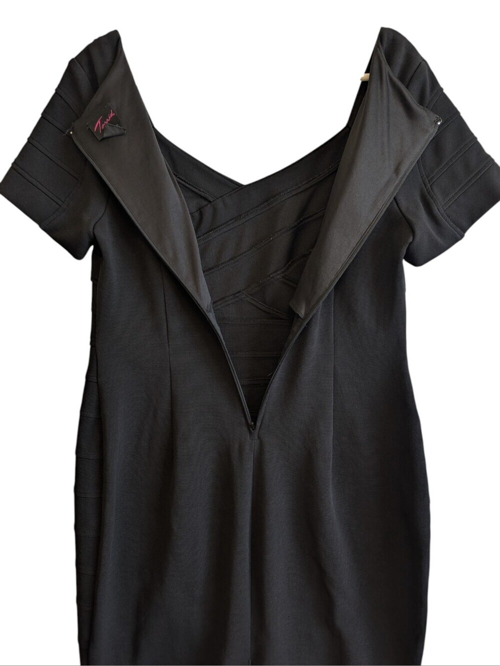 Torrid Black Bodycon Bandage Dress Sheath Y2K Size 1X - Picture 2 of 3